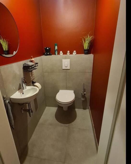 Grosse Moderne Ferienwohnung Auch Als Monteur Unterkunft Nutzbar, In Stolberg - Vicht ภายนอก รูปภาพ