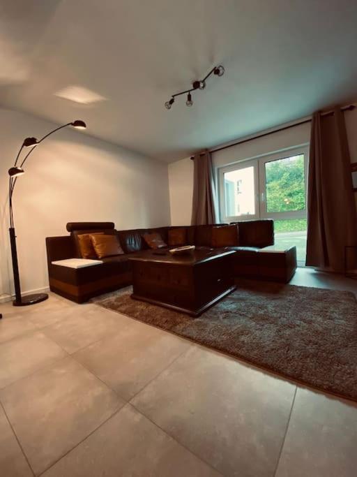 Grosse Moderne Ferienwohnung Auch Als Monteur Unterkunft Nutzbar, In Stolberg - Vicht ภายนอก รูปภาพ