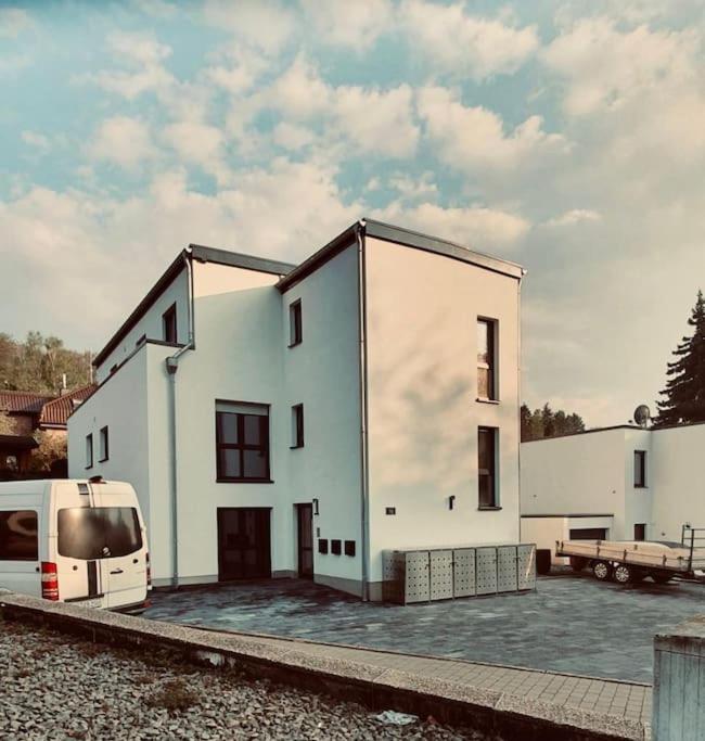Grosse Moderne Ferienwohnung Auch Als Monteur Unterkunft Nutzbar, In Stolberg - Vicht ภายนอก รูปภาพ