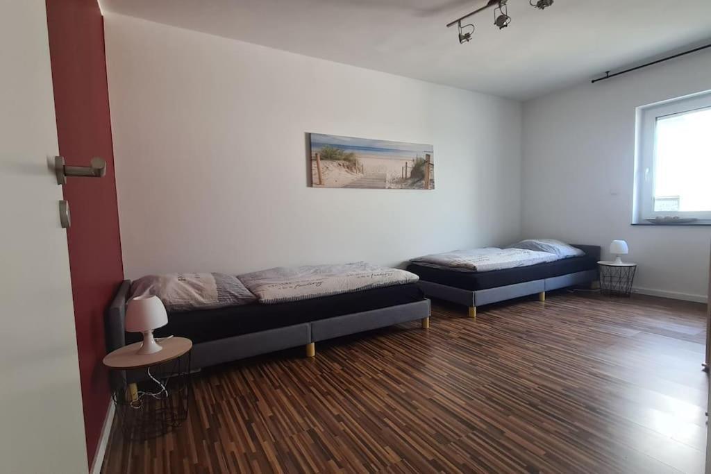 Grosse Moderne Ferienwohnung Auch Als Monteur Unterkunft Nutzbar, In Stolberg - Vicht ภายนอก รูปภาพ